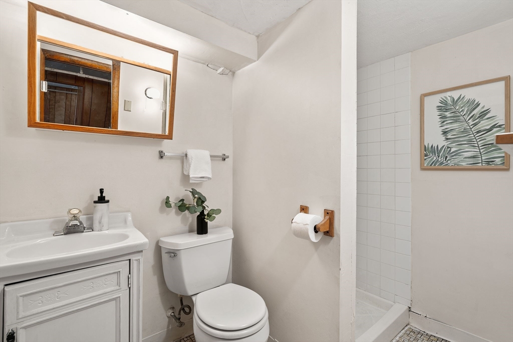 53 Roberts Road Medford, MA 02155 - Photo 32 of 41