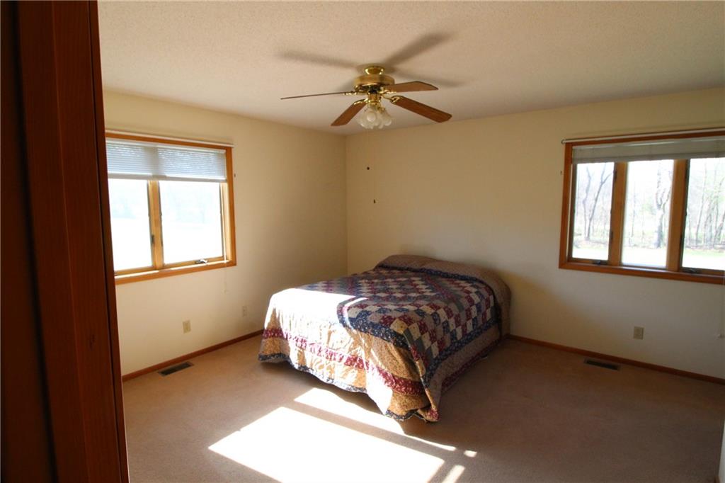 24069 Chieftain Road Lawrence, KS 66044 - Photo 11 of 34