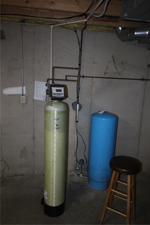 24069 Chieftain Road Lawrence, KS 66044 - Photo 29 of 34