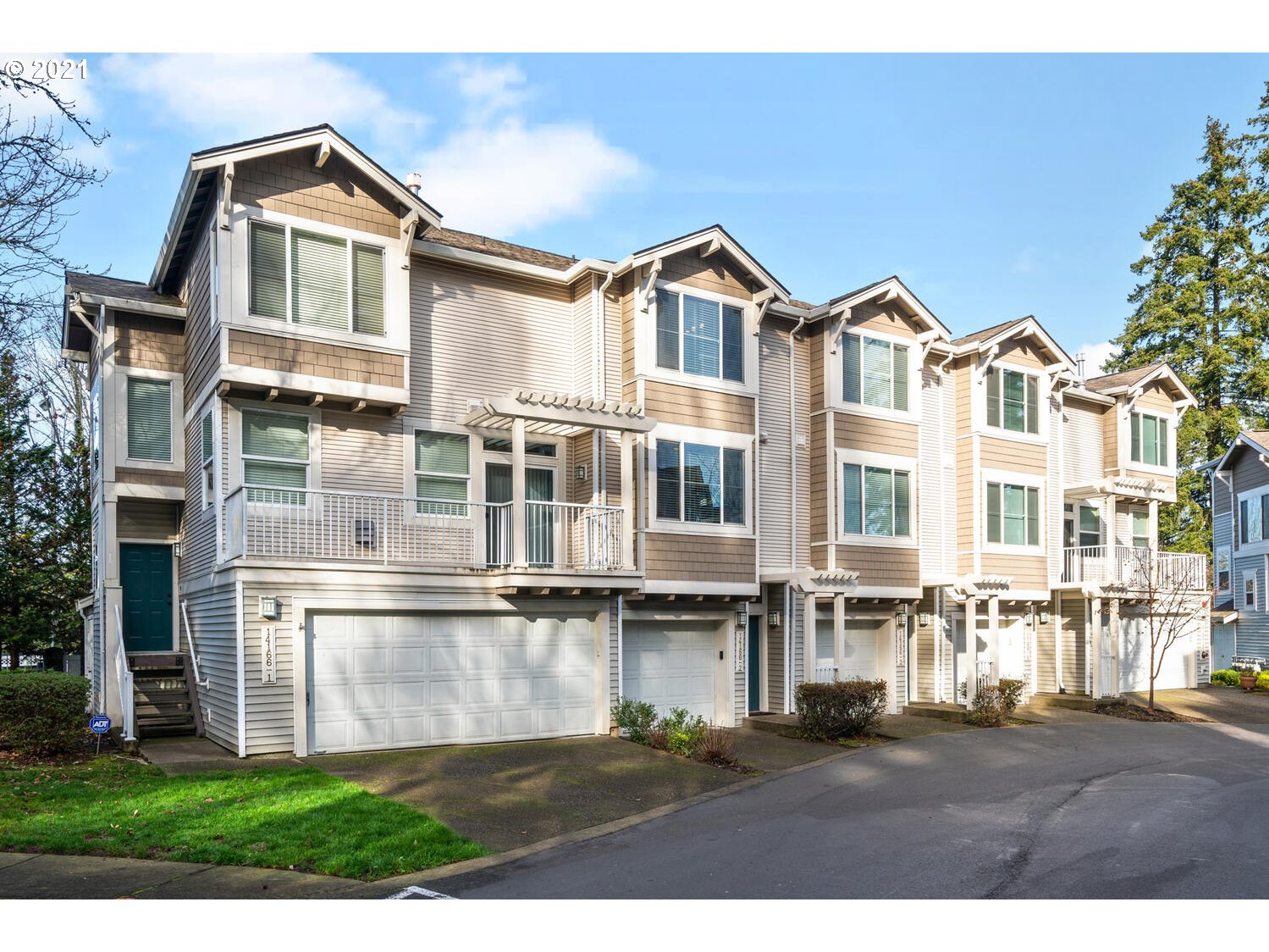 14166 Southwest Barrows Road, Unit 2 Tigard, OR 97223 - Photo 2 of 31 Gallery Image 2