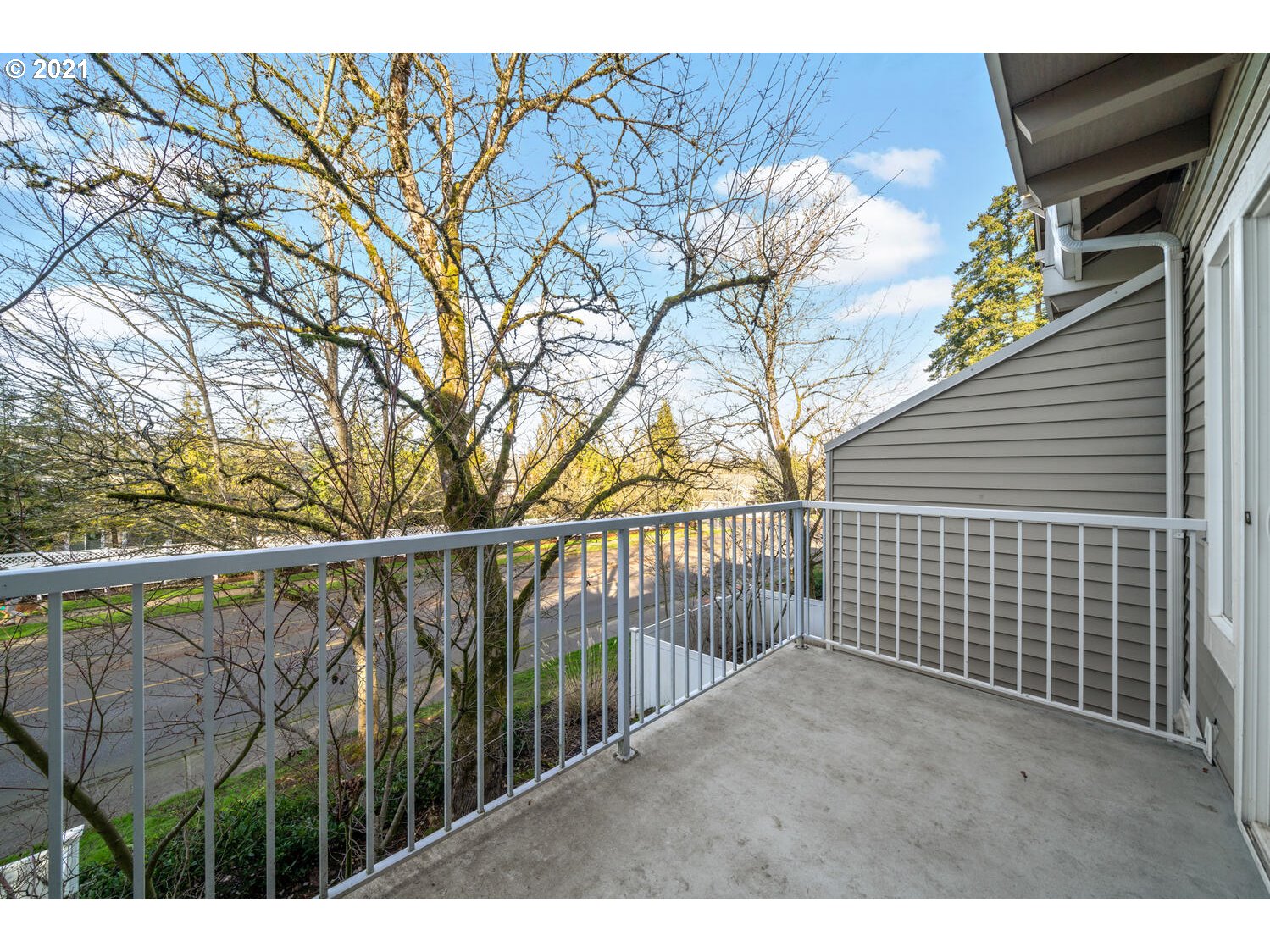 14166 Southwest Barrows Road, Unit 2 Tigard, OR 97223 - Photo 24 of 31 Gallery Image 24