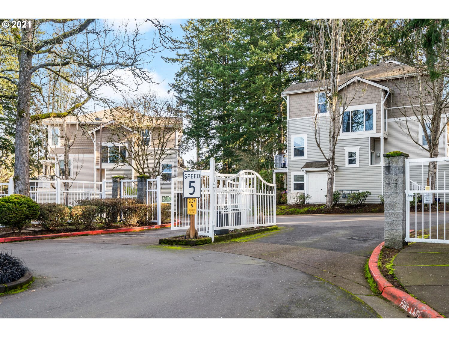 14166 Southwest Barrows Road, Unit 2 Tigard, OR 97223 - Photo 31 of 31 Gallery Image 31