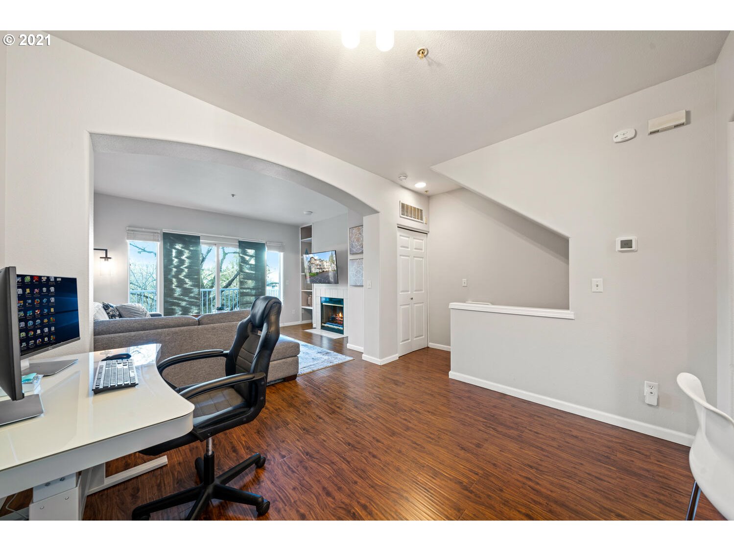 14166 Southwest Barrows Road, Unit 2 Tigard, OR 97223 - Photo 9 of 31 Gallery Image 9