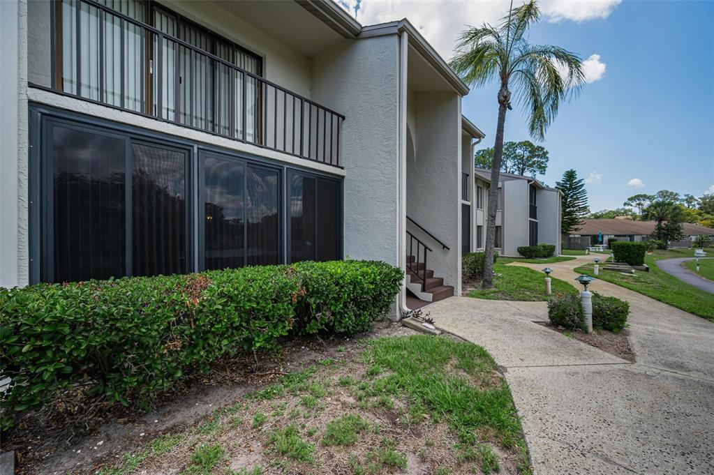 1870 Pine Ridge Way West, Unit G1 Palm Harbor, FL 34684 - Photo 10 of 77