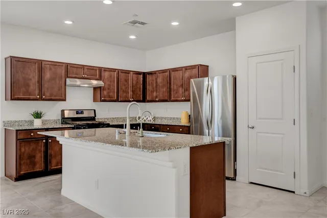 $2,450 | 10781 San Millan Avenue, Las Vegas, NV 89166