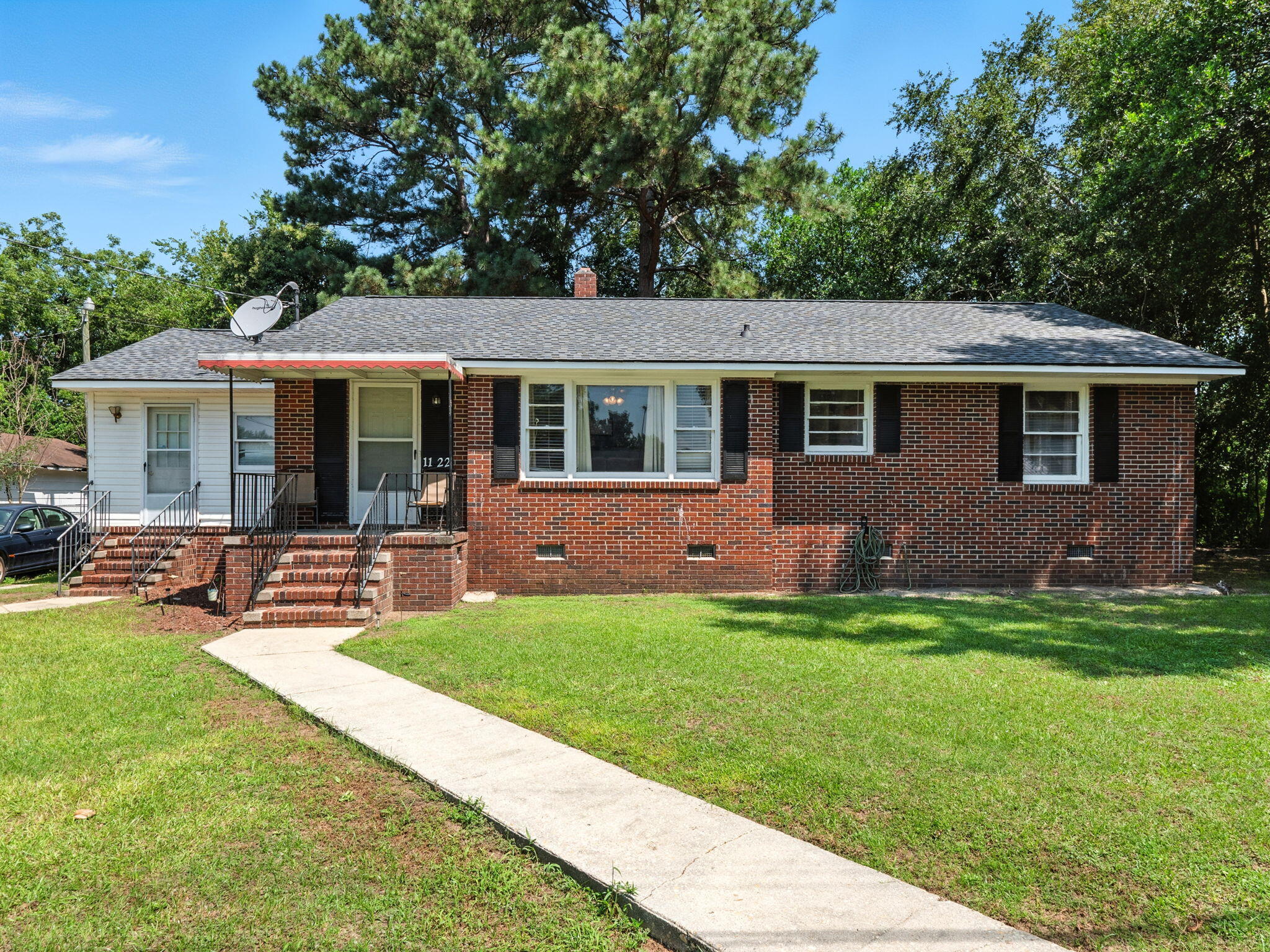 1122 Session Street Summerton, SC 29148 - Photo 1 of 27 1122 Session Street