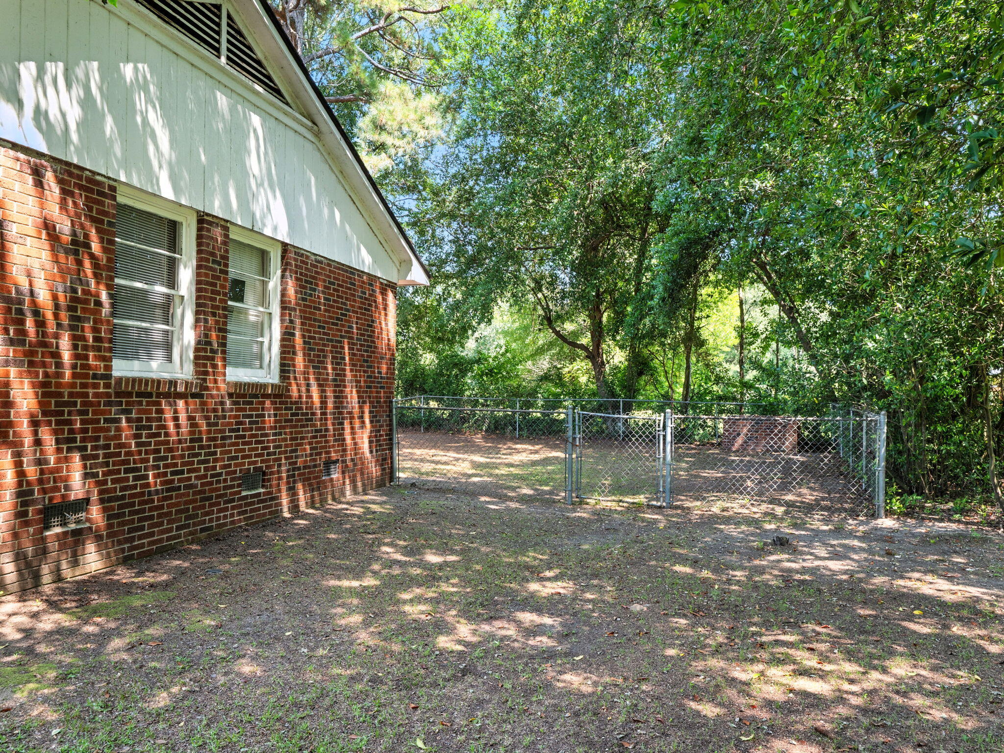 1122 Session Street Summerton, SC 29148 - Photo 22 of 27 Fenced in Yard
