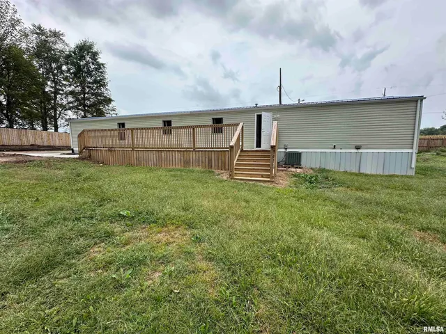 $154,500 | 324 South Main Street, Ewing, IL 62836