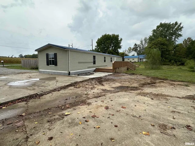 $154,500 | 324 South Main Street, Ewing, IL 62836