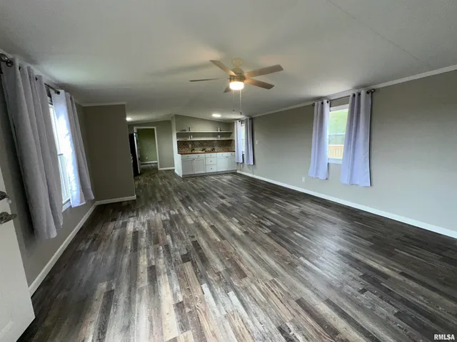 $154,500 | 324 South Main Street, Ewing, IL 62836