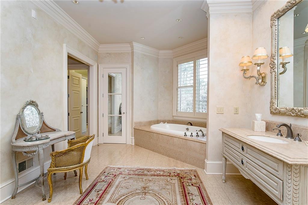 9920 Towne Road Carmel, IN 46032 - Photo 18 of 37 Gallery Image 18