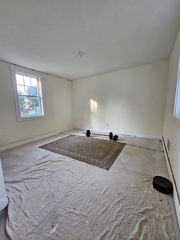 7 Cape Road, Unit B Mendon, MA 01756 - Photo 4 of 8