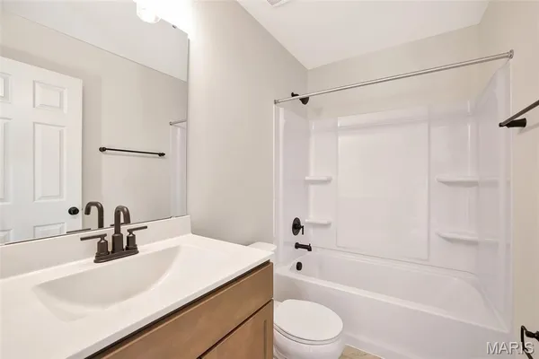 $345,900 | 3819 Sonora Stone Drive, Florissant, MO 63031