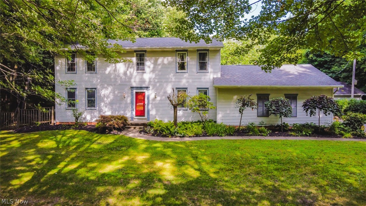 695 South Medina Line Road Akron, OH 44321 - Photo 1 of 17
