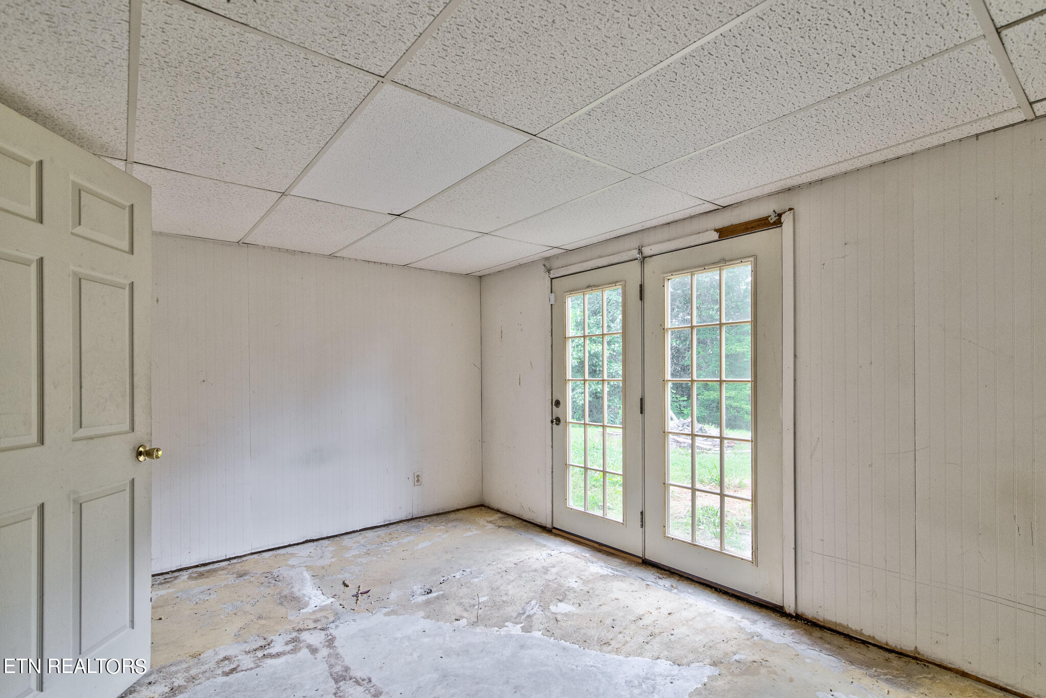530 McDeerman Road Jacksboro, TN 37757 - Photo 23 of 37 mcdeerman-25