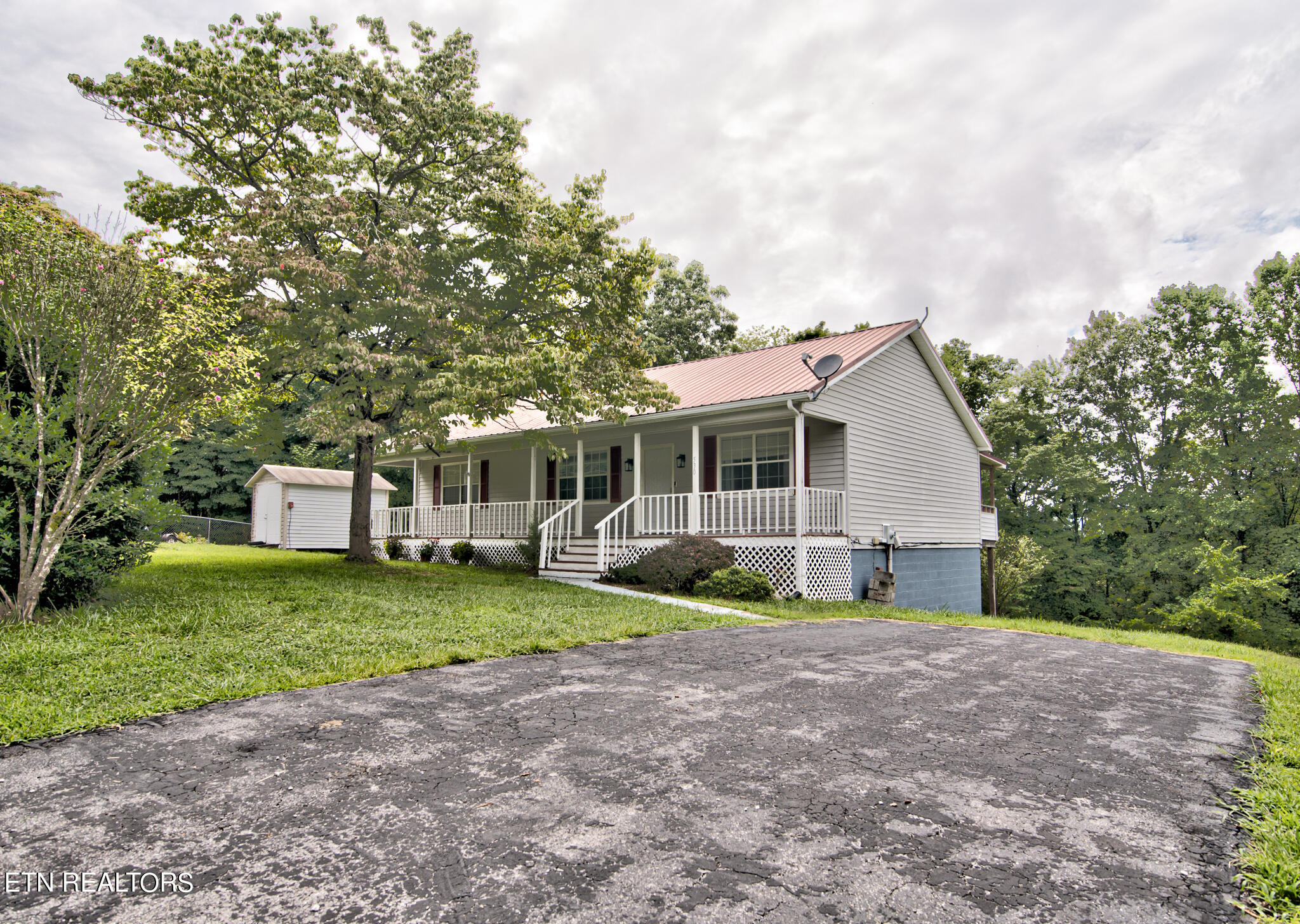 530 McDeerman Road Jacksboro, TN 37757 - Photo 3 of 37 mcdeerman-01