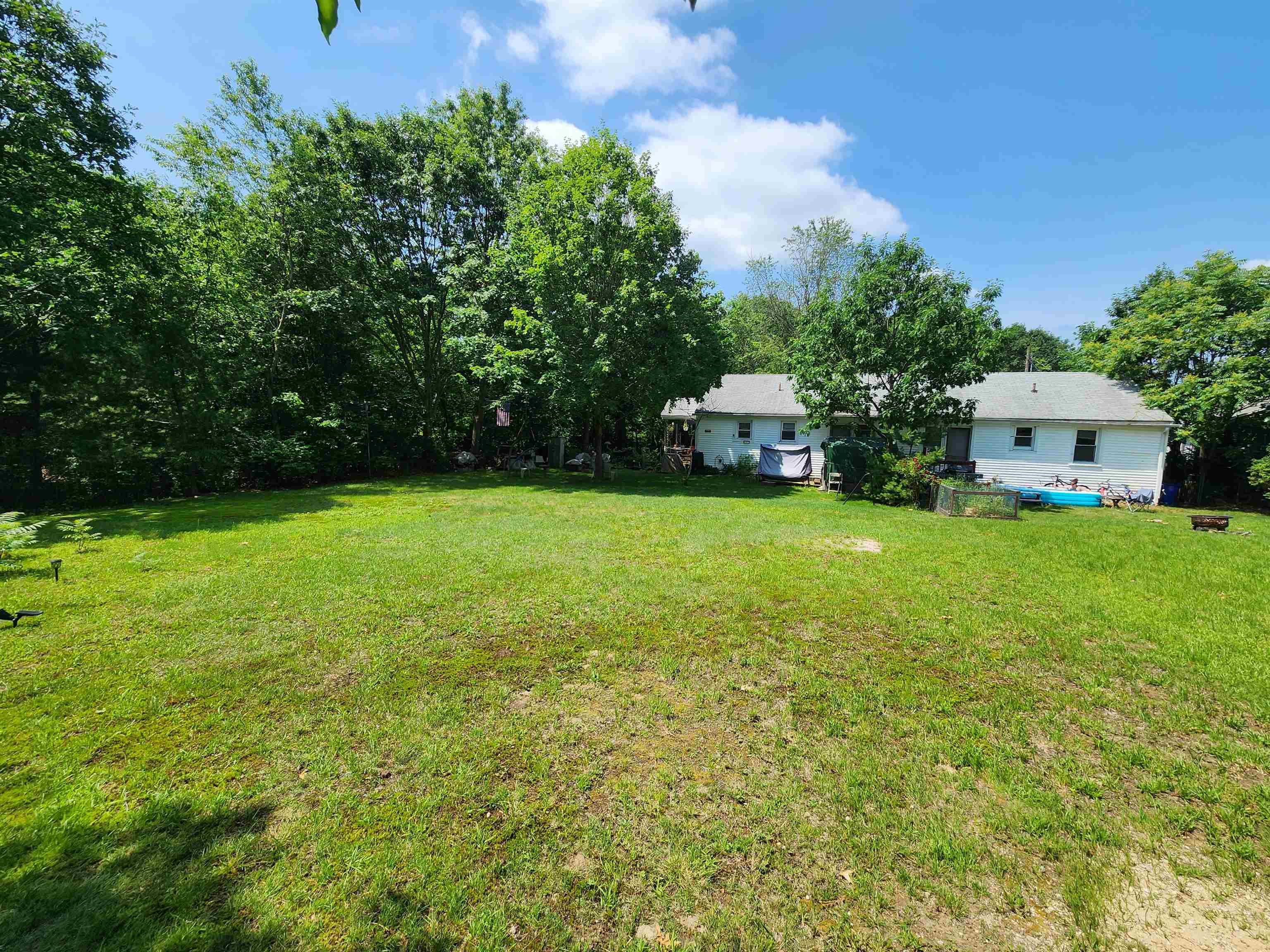 73-75 Lucille Street Manchester, NH 03103 - Photo 2 of 23