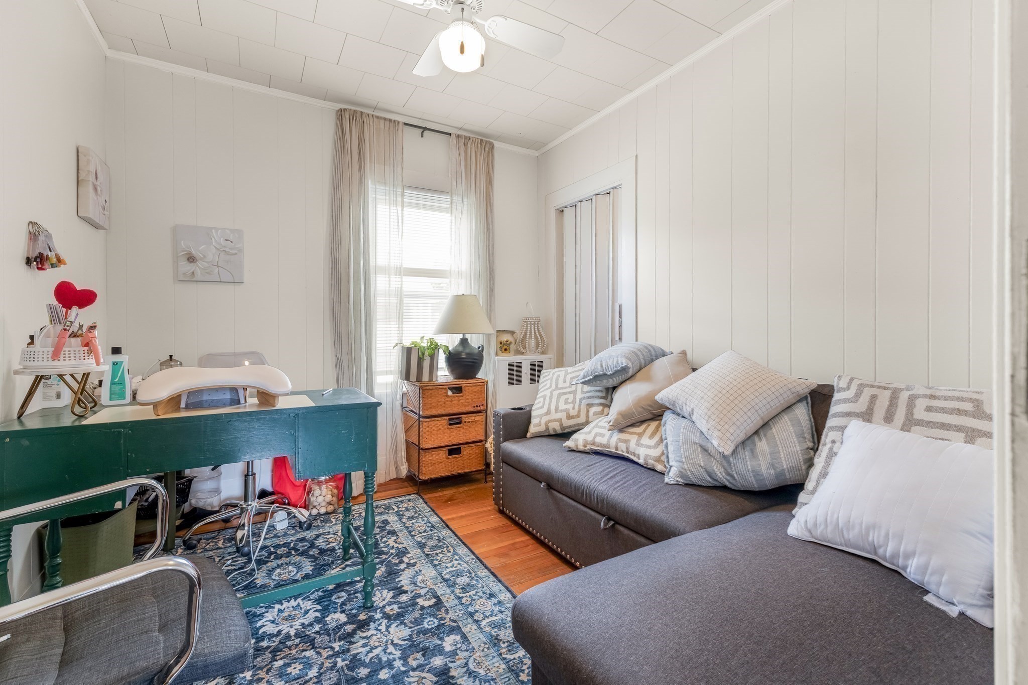 547 School Street Webster, MA 01570 - Photo 7 of 19 Gallery Image 7
