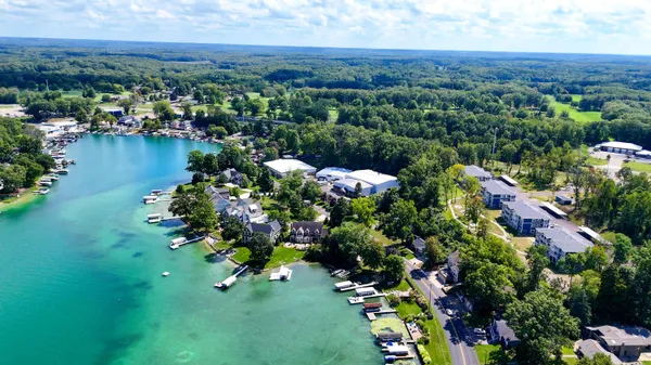 $1,800 | 12135 Highway 89, Unit 2, Richland, MI 49083