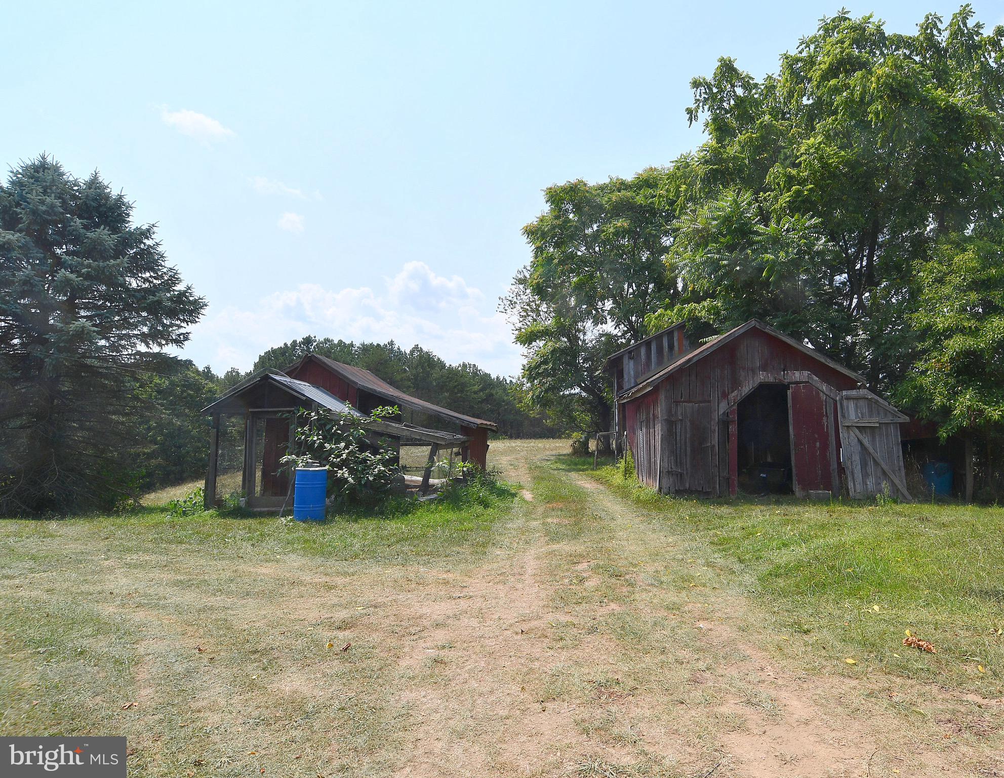 988 Johnsons Mill Road Berkeley Springs, WV 25411 - Photo 20 of 68