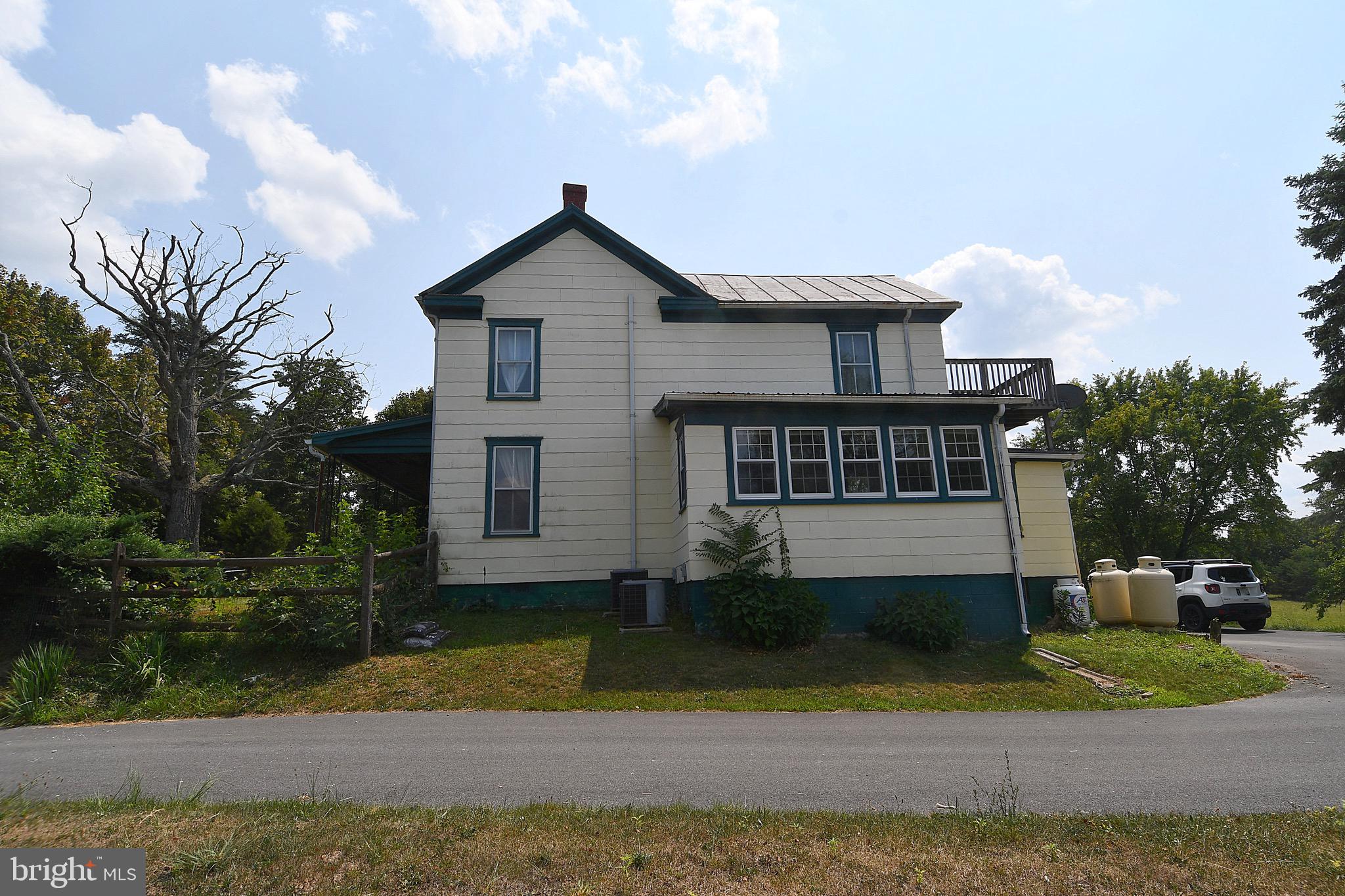 988 Johnsons Mill Road Berkeley Springs, WV 25411 - Photo 25 of 68