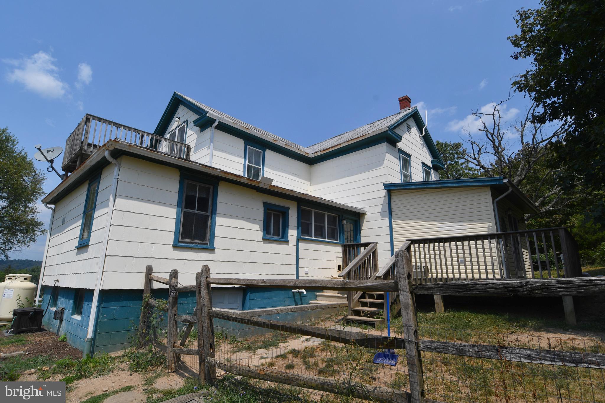 988 Johnsons Mill Road Berkeley Springs, WV 25411 - Photo 26 of 68