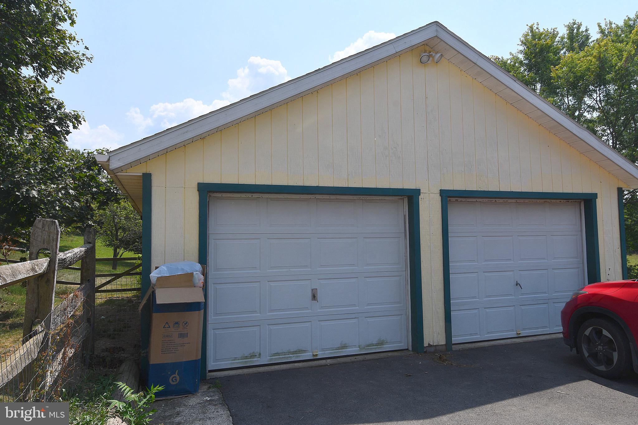 988 Johnsons Mill Road Berkeley Springs, WV 25411 - Photo 27 of 68