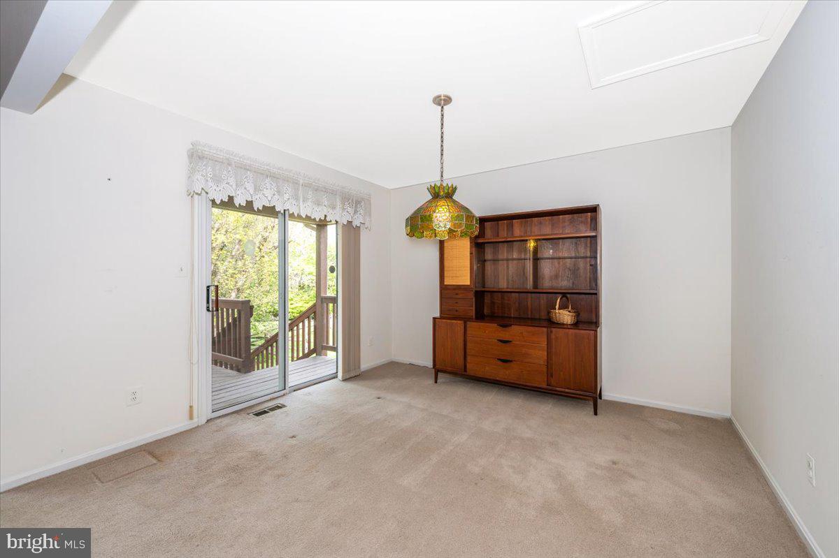 20506 Beaver Ridge Road Gaithersburg, MD 20886 - Photo 18 of 79 Gallery Image 18