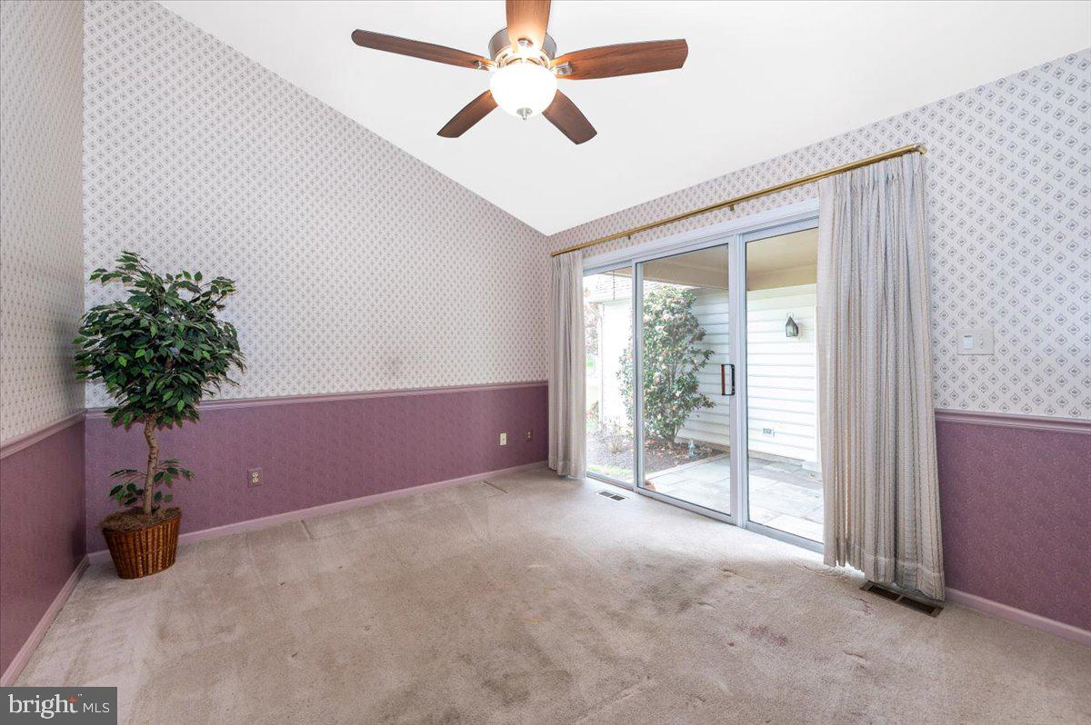 20506 Beaver Ridge Road Gaithersburg, MD 20886 - Photo 28 of 79 Gallery Image 28
