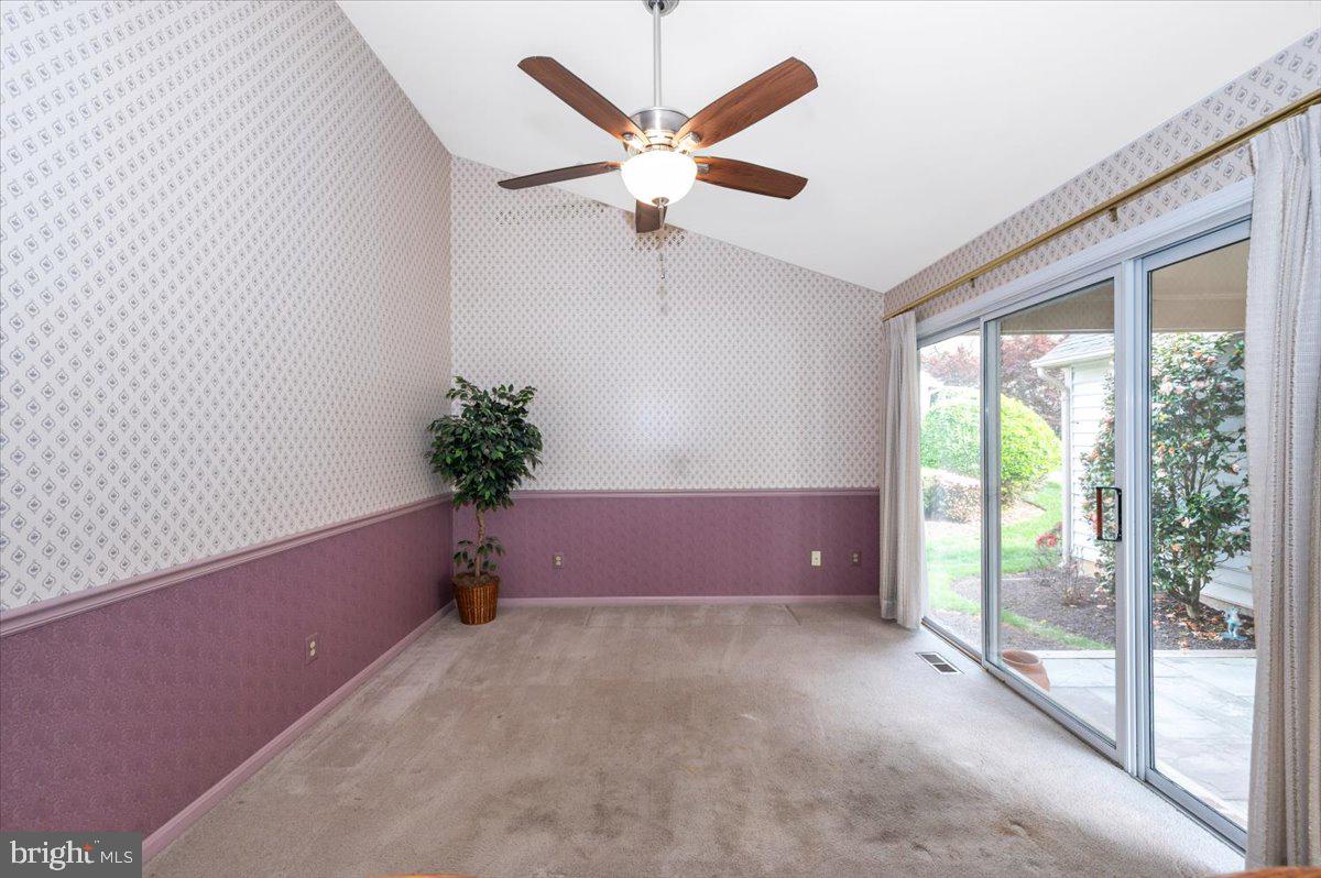20506 Beaver Ridge Road Gaithersburg, MD 20886 - Photo 29 of 79 Gallery Image 29