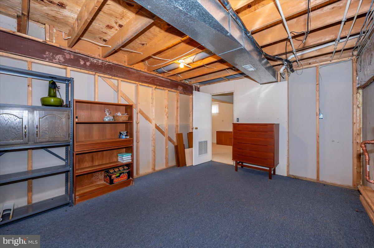 20506 Beaver Ridge Road Gaithersburg, MD 20886 - Photo 51 of 79 Gallery Image 51