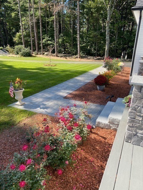 135 South Road Holden, MA 01520 - Photo 40 of 42 a garden view with a fountain