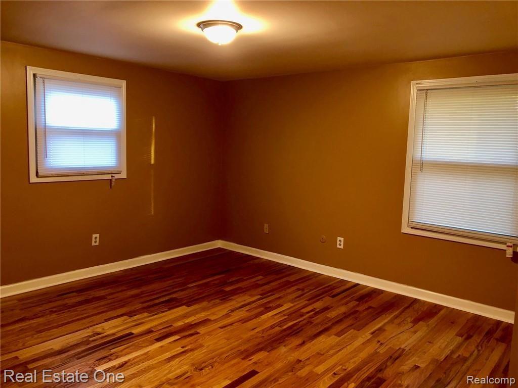 35687 Johnstown Road Farmington Hills, MI 48335 - Photo 15 of 22