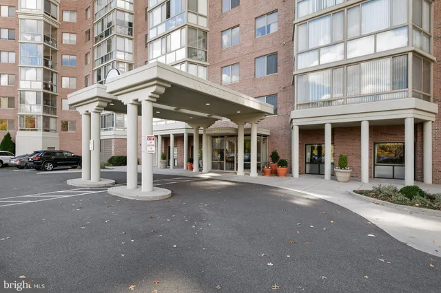 $340,000 | 3200 North Leisure World Boulevard, Unit 407, Silver Spring, MD 20906
