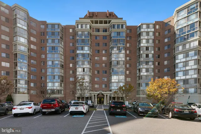$340,000 | 3200 North Leisure World Boulevard, Unit 407, Silver Spring, MD 20906