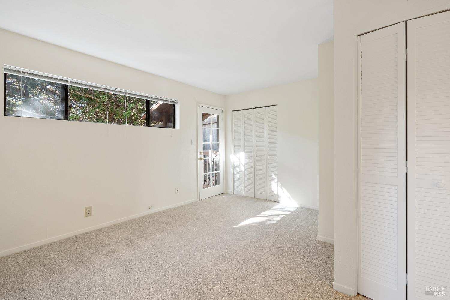 171 Glen Park Avenue San Rafael, CA 94901 - Photo 11 of 27 a view of an empty room with window