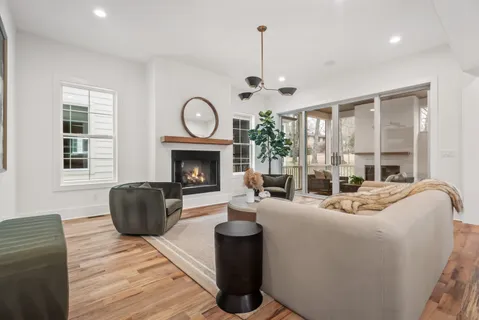 $1,095,000 | 4807 Timberhill Drive, Unit A, Nashville, TN 37211