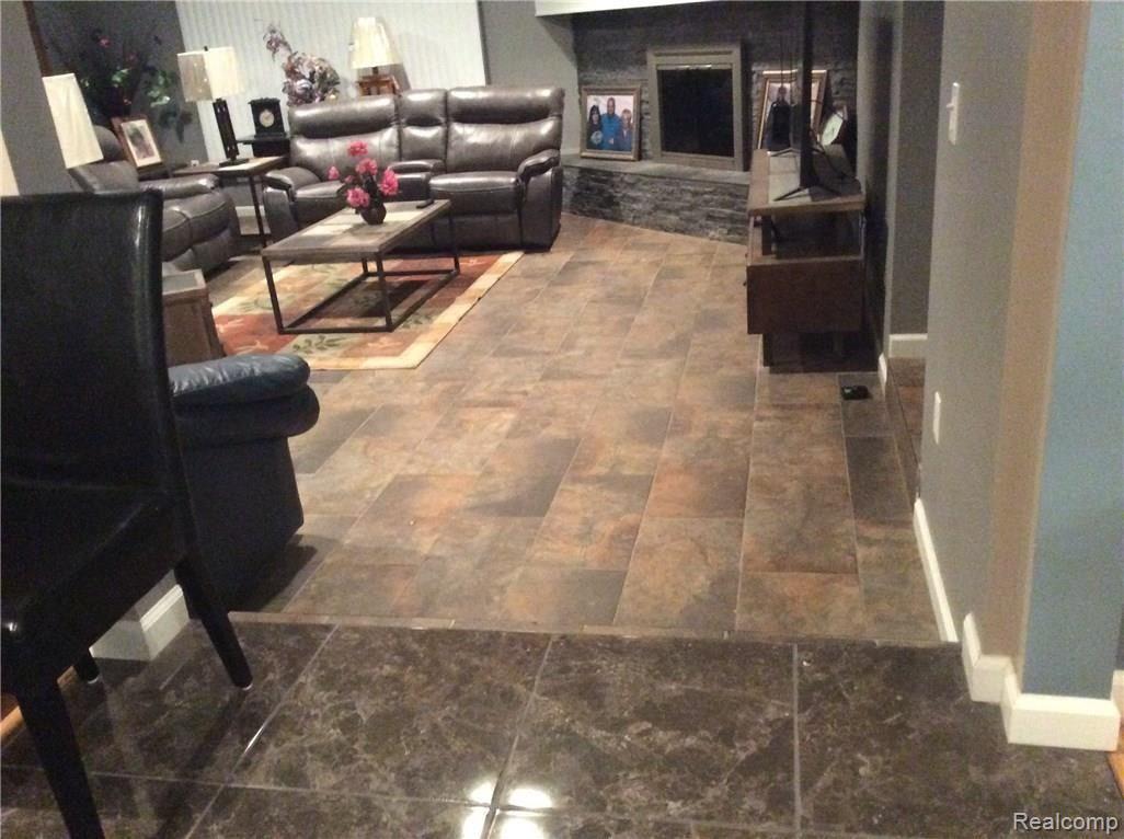 25281 Code Road Southfield, MI 48033 - Photo 12 of 53 IMG_0062.JPG