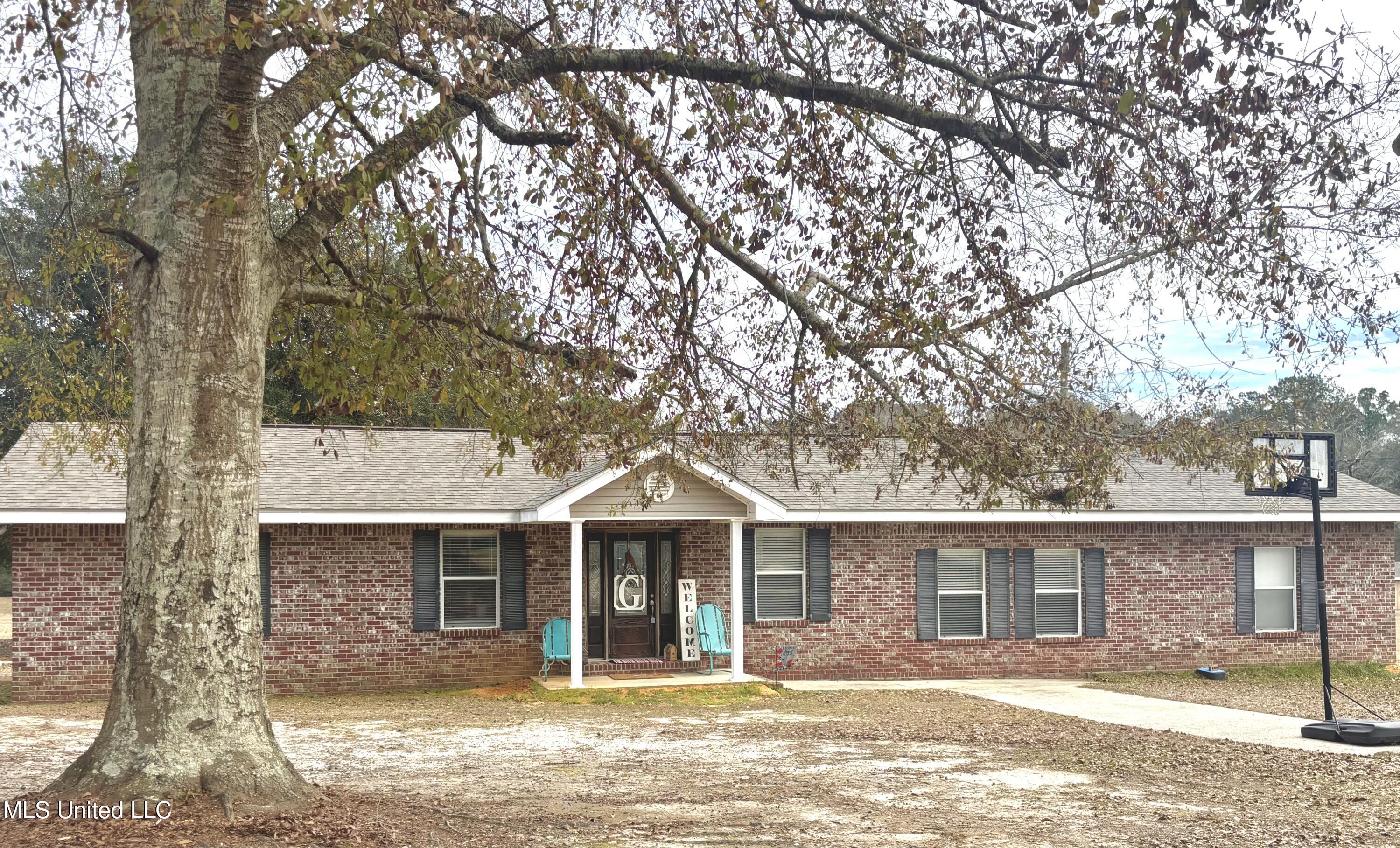 1352 Rock Ranch Road Carriere, MS 39426 - Photo 1 of 33 IMG_6231