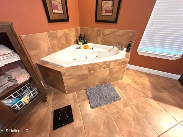 $289,000 | 1352 Rock Ranch Road, Carriere, MS 39426