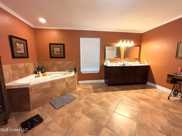 $289,000 | 1352 Rock Ranch Road, Carriere, MS 39426