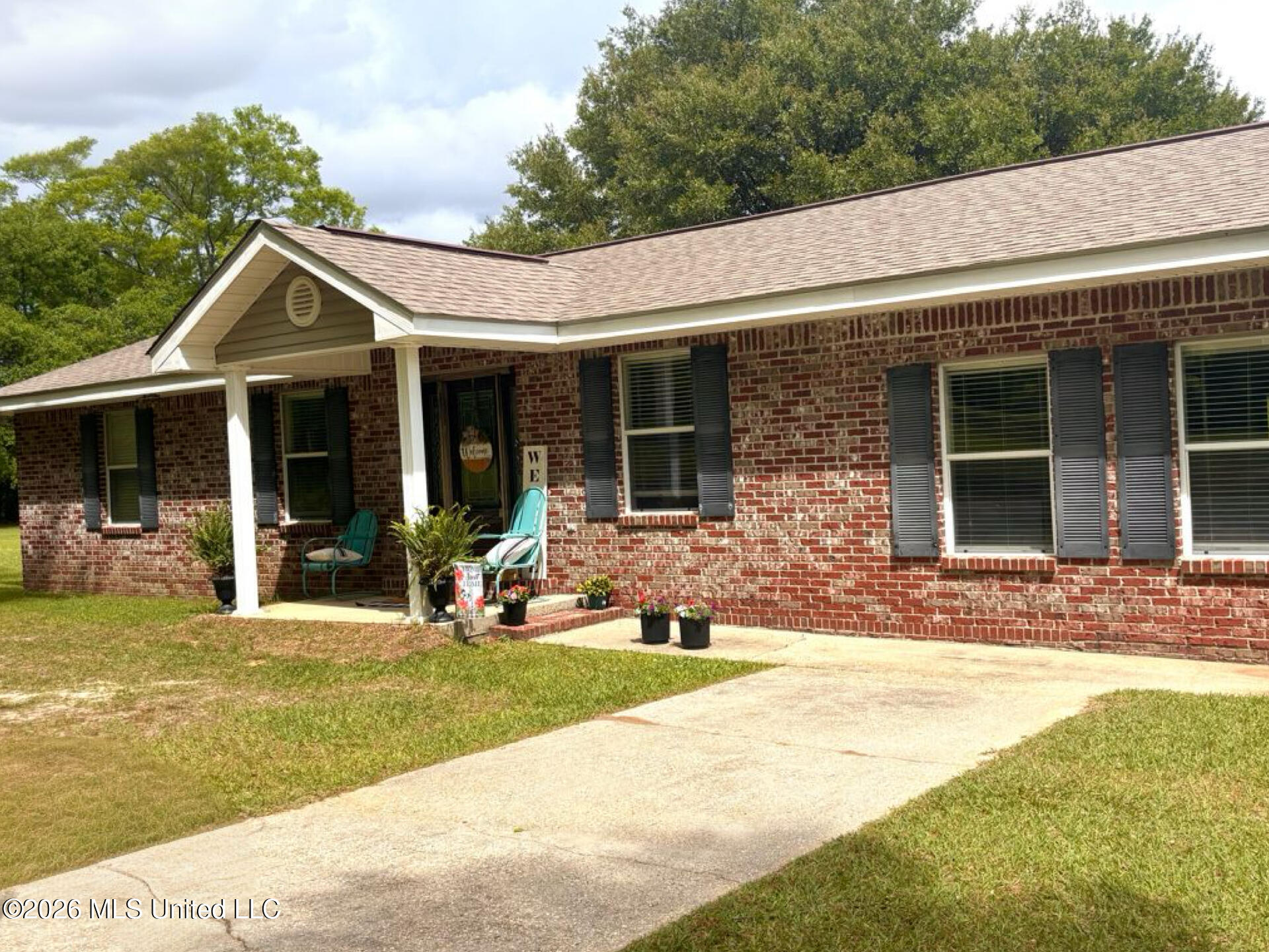 1352 Rock Ranch Road Carriere, MS 39426 - Photo 3 of 32 IMG_8478