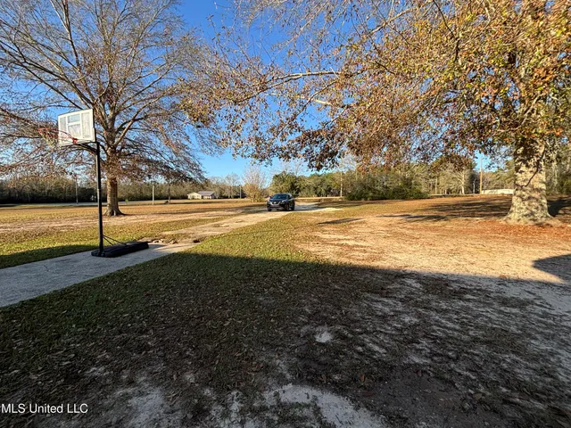 $289,000 | 1352 Rock Ranch Road, Carriere, MS 39426