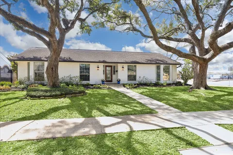$539,000 | 5247 Cheena Drive, Houston, TX 77096