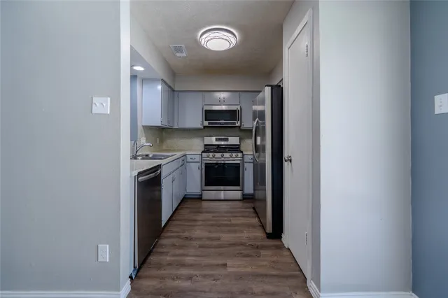 $1,950 | 2027 Alabama Street, Pasadena, TX 77503