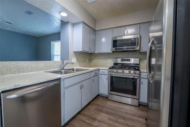 $1,950 | 2027 Alabama Street, Pasadena, TX 77503