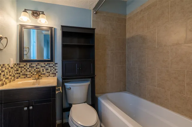 $1,950 | 2027 Alabama Street, Pasadena, TX 77503