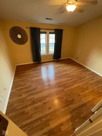 $2,495 | 11135 Founders Place, Fishers, IN 46038