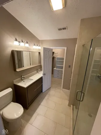 $2,495 | 11135 Founders Place, Fishers, IN 46038