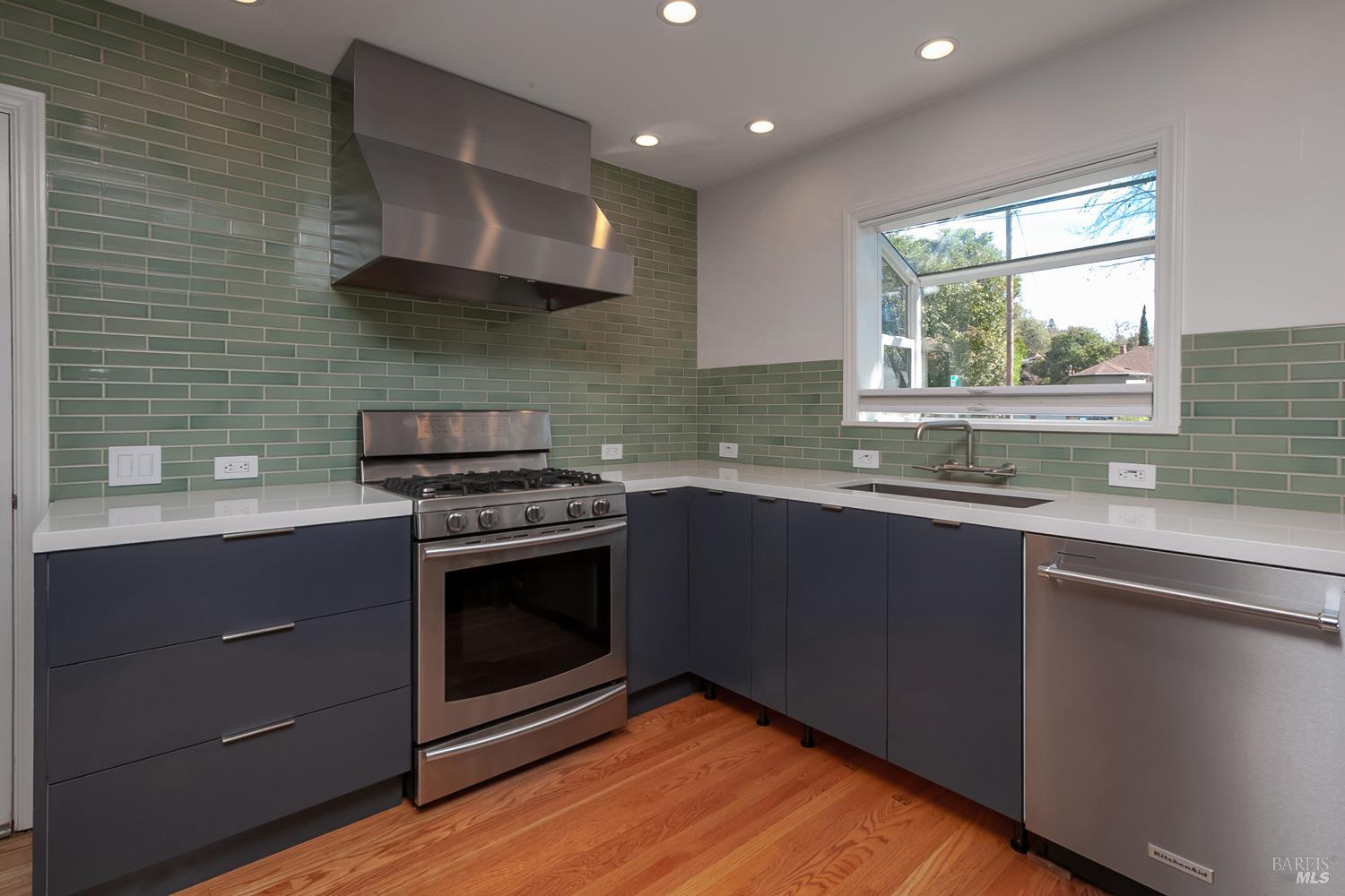 2149 Humboldt Street Santa Rosa, CA 95404 - Photo 12 of 24